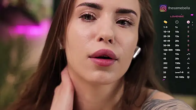 Snapshot of BabyYoda- chatting on 10/02/25, 08:05 BabyYoda- online show from 10/02/25, 08:05