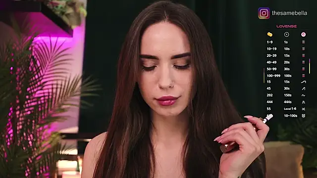 Snapshot of BabyYoda- chatting on 10/09/25, 11:14 BabyYoda- online show from 10/09/25, 11:14