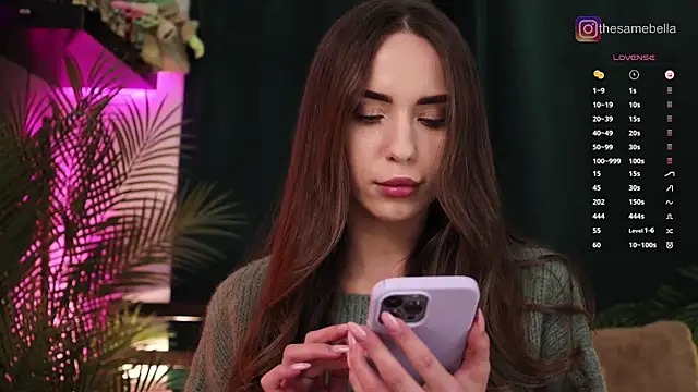 Snapshot of BabyYoda- chatting on 10/21/25, 04:08 BabyYoda- online show from 10/21/25, 04:08