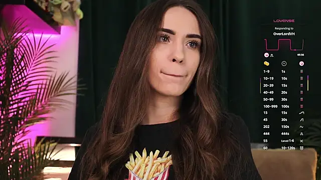 Snapshot of BabyYoda- chatting on 11/01/25, 06:54 BabyYoda- online show from 11/01/25, 06:54