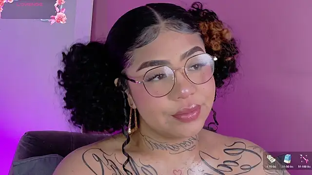 foxxy-lov3 online show from 05/28/26, 02:03