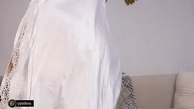 Snapshot of katie_cruz chatting on 12/02/25, 10:31 katie cruz online show from 12/02/25, 10:31