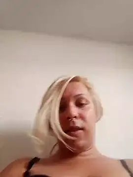 transgirl26 online show from 02/01/25, 07:23