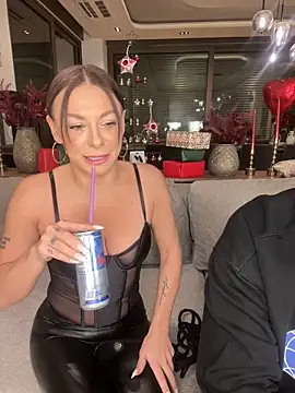 Snapshot of SexOnMyLvL chatting on 12/12/24, 09:48 SexOnMyLvL online show from 12/12/24, 09:48