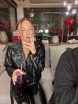 Snapshot of SexOnMyLvL chatting on 12/20/24, 10:00 SexOnMyLvL online show from 12/20/24, 10:00