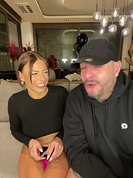 Snapshot of SexOnMyLvL chatting on 12/31/24, 12:32 SexOnMyLvL online show from 12/31/24, 12:32