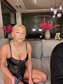 Snapshot of SexOnMyLvL chatting on 01/09/25, 09:37 SexOnMyLvL online show from 01/09/25, 09:37