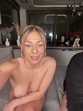 Snapshot of SexOnMyLvL chatting on 02/12/25, 12:48 SexOnMyLvL online show from 02/12/25, 12:48