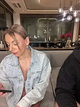 Snapshot of SexOnMyLvL chatting on 02/13/25, 01:19 SexOnMyLvL online show from 02/13/25, 01:19