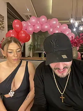 Snapshot of SexOnMyLvL chatting on 02/16/25, 12:52 SexOnMyLvL online show from 02/16/25, 12:52