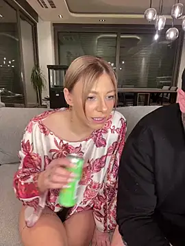 Snapshot of SexOnMyLvL chatting on 02/24/25, 12:20 SexOnMyLvL online show from 02/24/25, 12:20