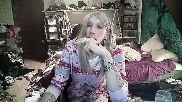 Ombeline1 online show from 01/18/25, 05:31