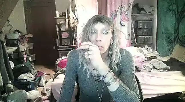 Ombeline1 online show from 01/22/25, 02:56