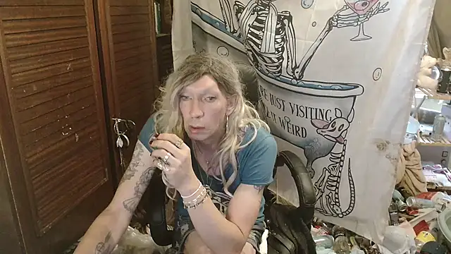 Ombeline1 online show from 07/27/26, 05:47