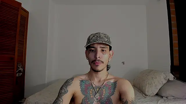 carti02 online show from 02/21/25, 04:29