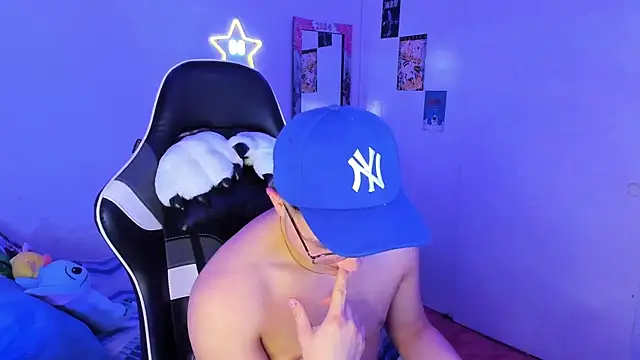 AustinSummerr online show from 01/31/25, 01:02