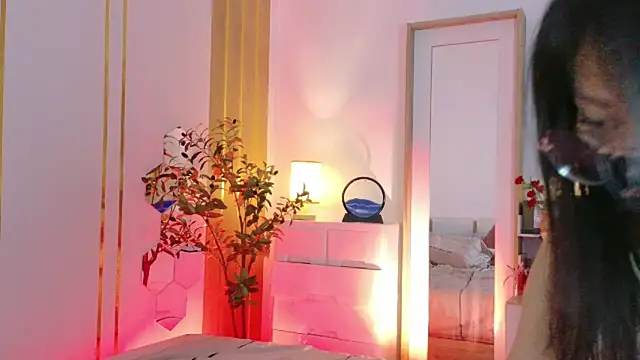 Kirei kirei online show from 12/13/24, 12:28