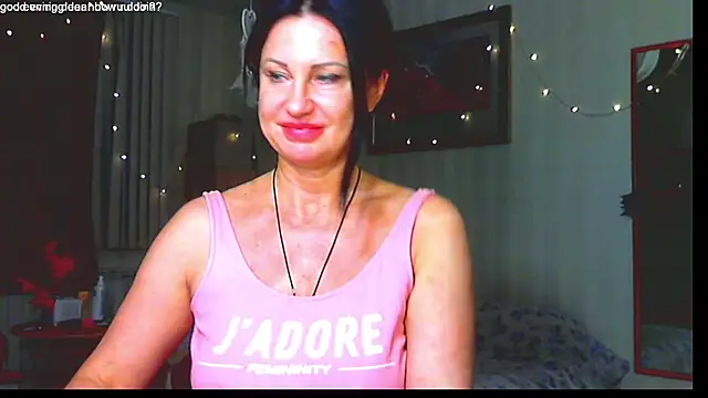 hornymommy69  online show from 12/18/24, 08:14