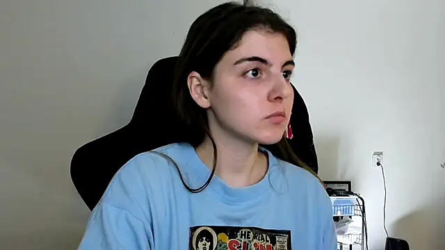 Snapshot of emmamurrr chatting on 12/05/25, 07:54 emmamurrr online show from 12/05/25, 07:54