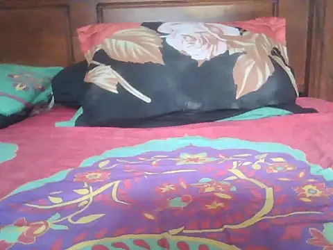 Nuttysub online show from 10/15/25, 01:39