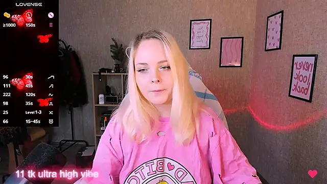 Snapshot of flower_sarah_ chatting on 03/04/25, 12:55 flower sarah online show from 03/04/25, 12:55