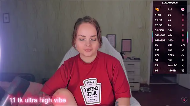 flower sarah  online show from 09/24/25, 10:24