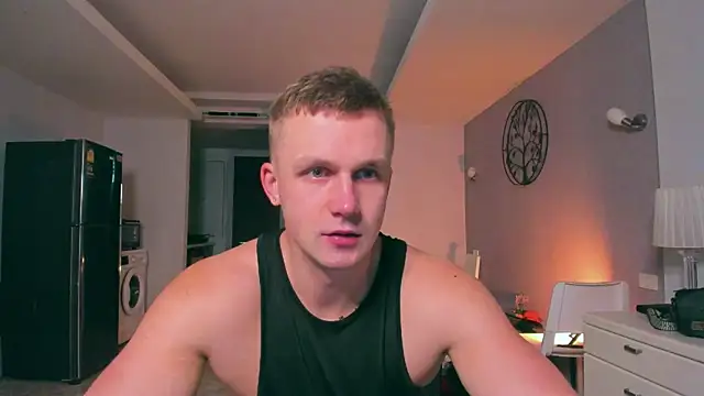 Samuel Andrew online show from 09/16/25, 04:46