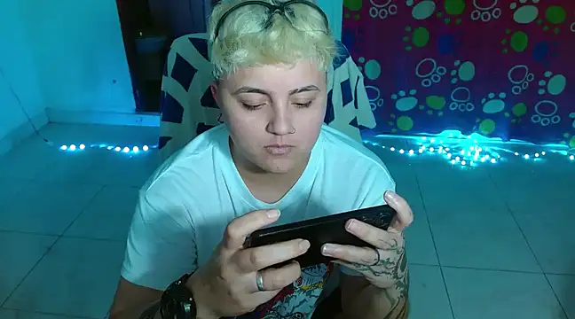 isabeautyx19 online show from 12/15/24, 01:13