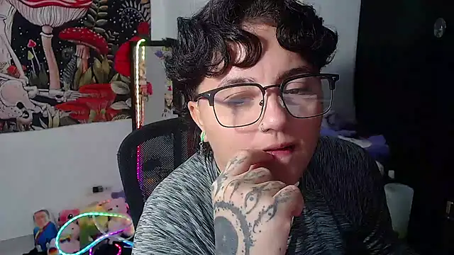 Snapshot of isabeautyx19 chatting on 07/01/26, 01:29 isabeautyx19 online show from 07/01/26, 01:29