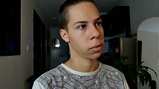 Snapshot of grey___27 chatting on 02/23/25, 11:11 grey 27 online show from 02/23/25, 11:11