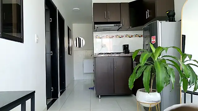 Snapshot of grey___27 chatting on 03/06/25, 05:11 grey 27 online show from 03/06/25, 05:11