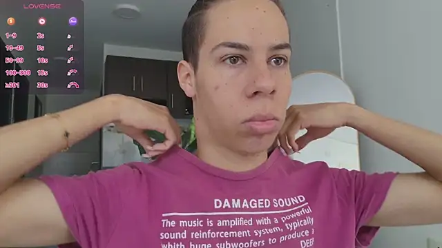 Snapshot of grey___27 chatting on 09/15/25, 12:16 grey 27 online show from 09/15/25, 12:16