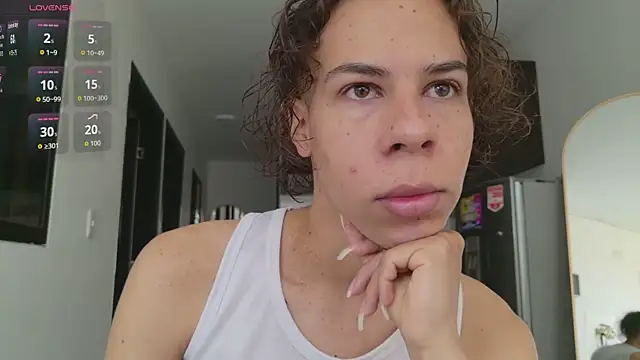 Snapshot of grey___27 chatting on 04/03/26, 11:30 grey 27 online show from 04/03/26, 11:30