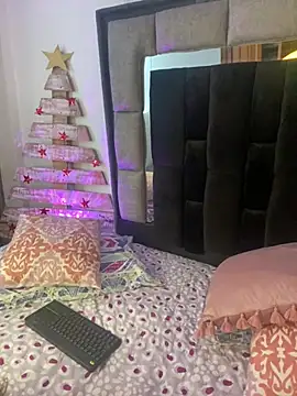 Bonnie vega online show from 12/11/24, 07:36