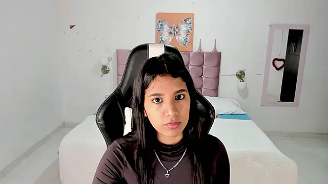 Ivy 16 online show from 01/05/25, 11:59