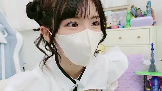 Snapshot of -minami- chatting on 01/10/26, 12:07 -minami- online show from 01/10/26, 12:07
