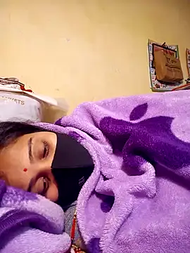 Hi Radhika online show from 12/21/24, 12:42