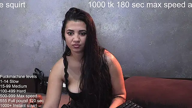 Alissa bby online show from 11/22/25, 11:31