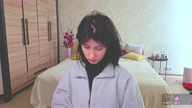 JulisSweet online show from 09/27/25, 07:24