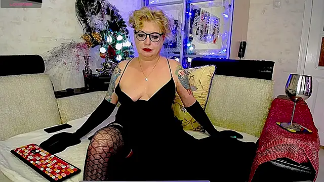 -Yourwoman- online show from 12/24/24, 06:17