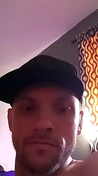 scrachnsniff online show from 02/04/25, 08:38