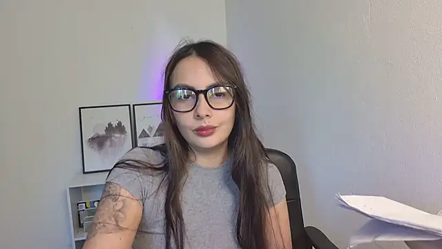 lalawhitte online show from 07/16/26, 06:14