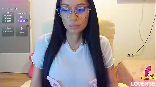 kissnicol32 online show from 07/29/26, 02:59