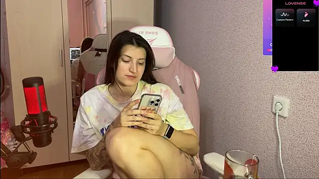 Katrin  kiss online show from 01/15/25, 08:16