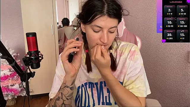 Katrin  kiss online show from 01/27/25, 10:27