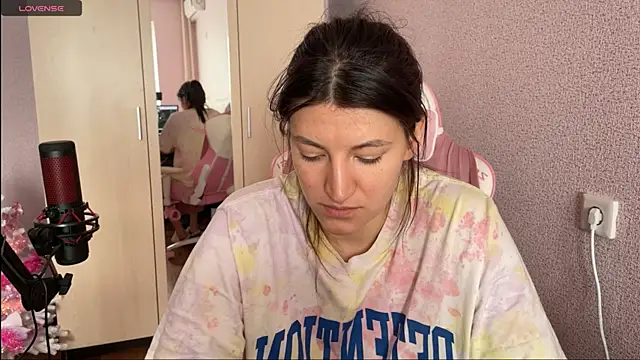 Katrin  kiss online show from 01/30/25, 08:54