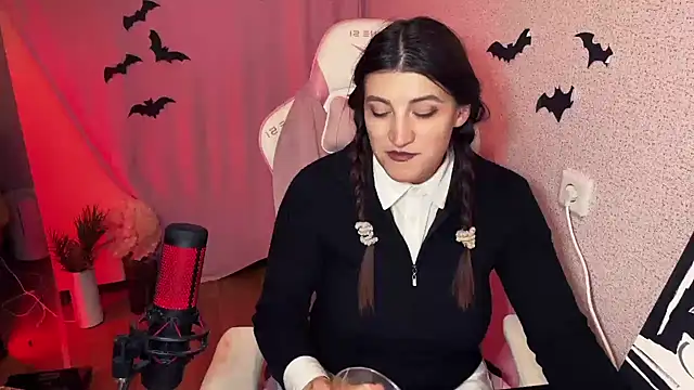 Katrin  kiss online show from 10/29/25, 08:32