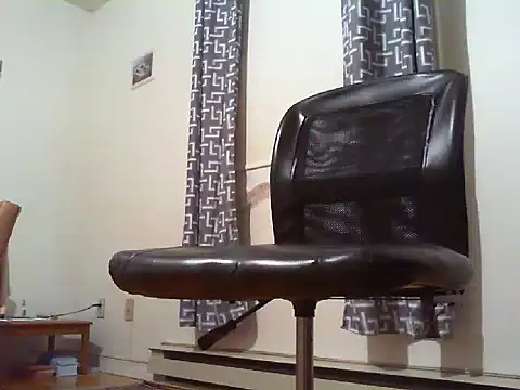 bubbleishus33 online show from 02/04/25, 12:29