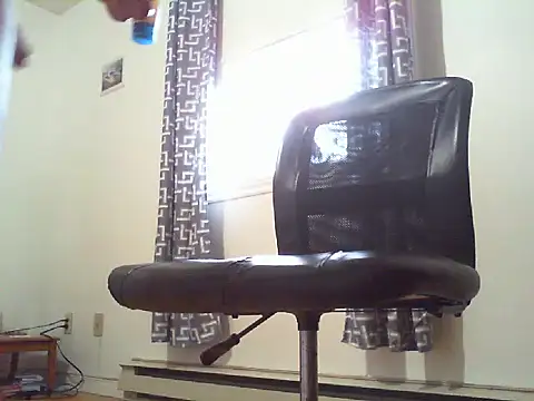 Snapshot of bubbleishus33 chatting on 10/14/25, 03:24 bubbleishus33 online show from 10/14/25, 03:24