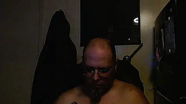 KrazyLegz online show from 11/17/25, 08:53